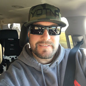 Meet your Posher, Dennis